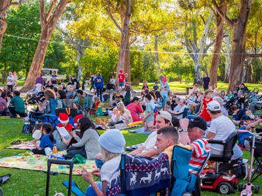 Carols in the Park 2022