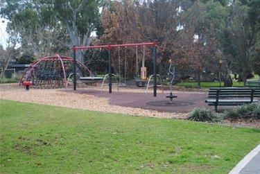 Tusmore Park